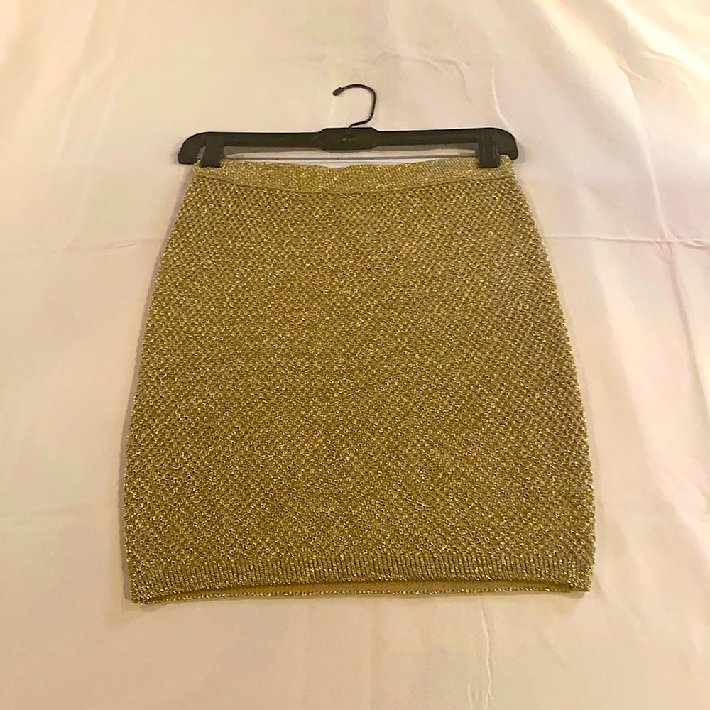 Gold skirt!